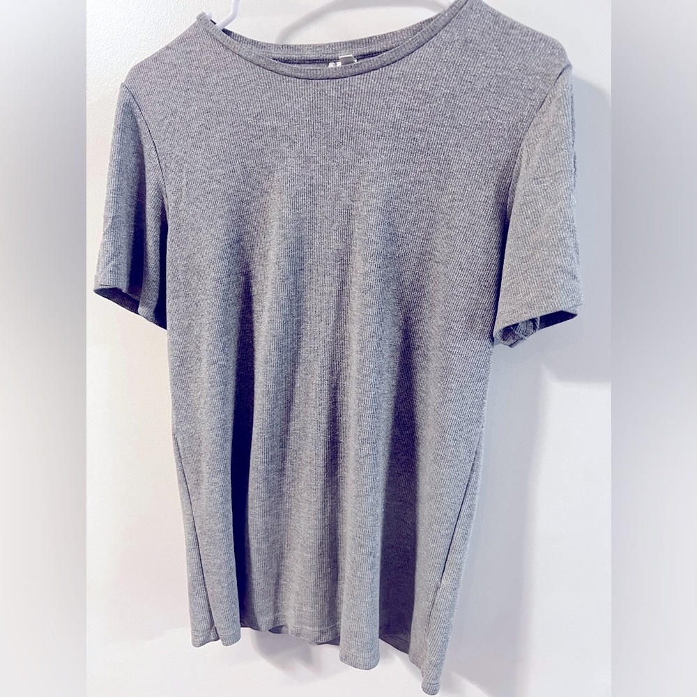 & orher stories silver glitter tshirt